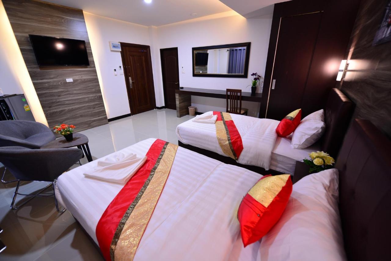The Room Boutique Hotel Sakon Nakhon Dış mekan fotoğraf