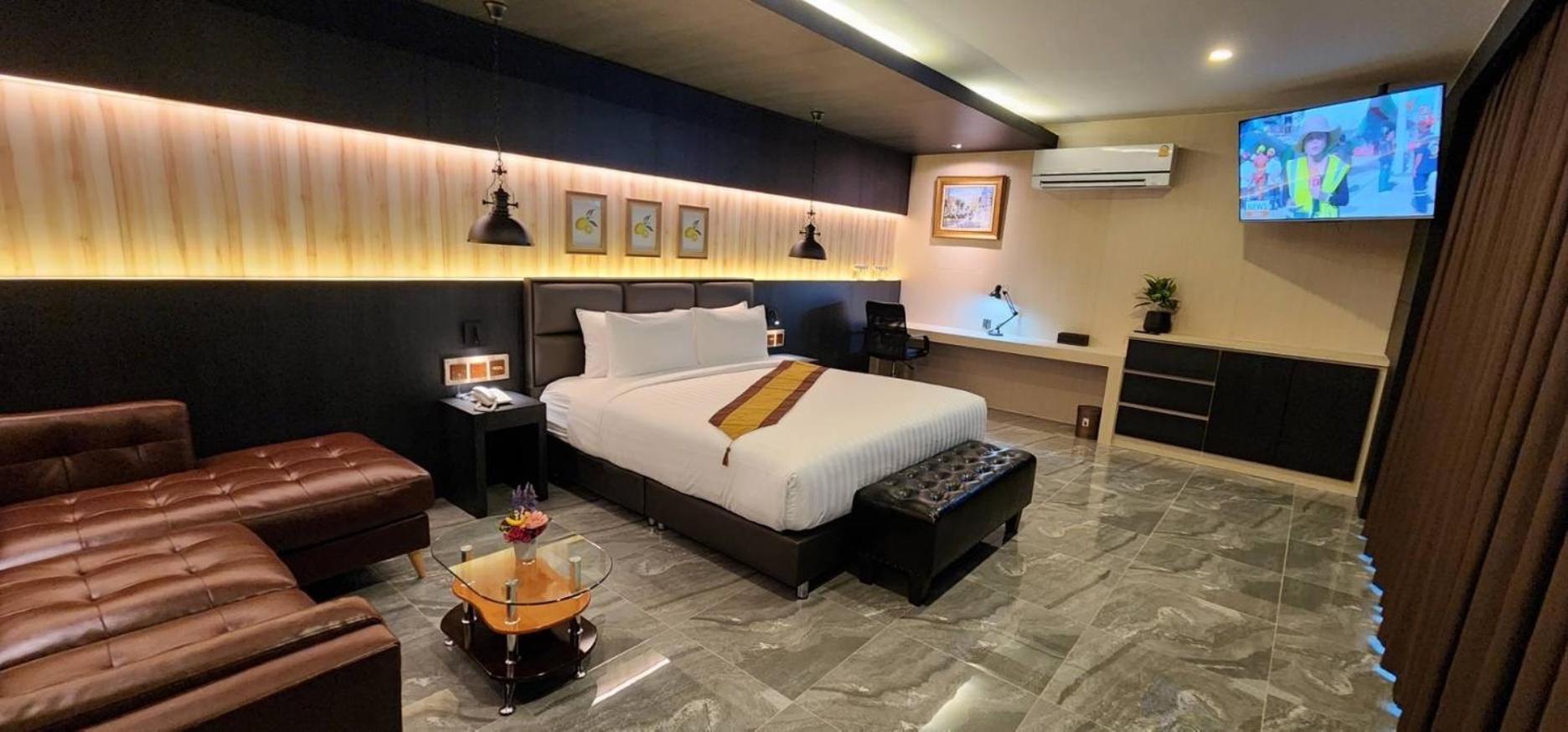 The Room Boutique Hotel Sakon Nakhon Dış mekan fotoğraf